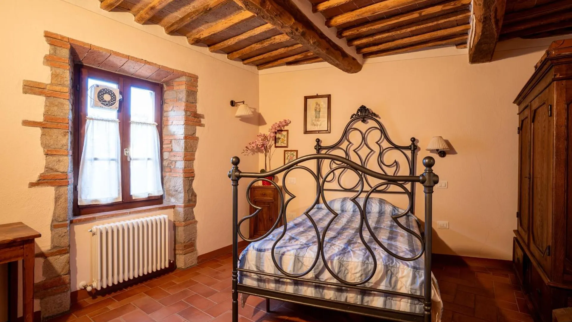Agriturismo Casa Del Chiodo Torniella 0*,